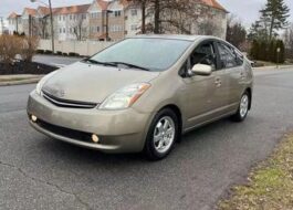 2009 Toyota Prius Efficient Hybrid Hatchback $7,495 USED FOR SALE IN NEW JESEY TIJARA AUTOS