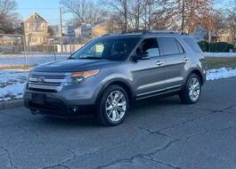 2013 Ford Explorer XLT: Adventure-Ready SUV with Seating for Seven - $9,995