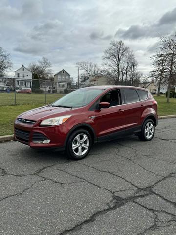 2014 Ford Escape SE: Fuel-Efficient Fun with a Tech Twist ($6,995)