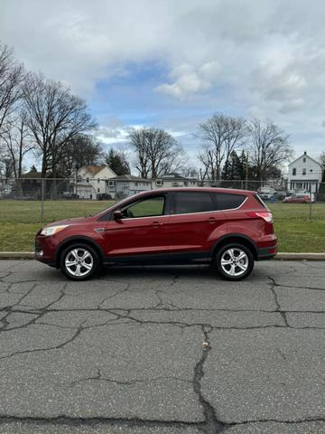 2014 Ford Escape SE Sport Utility 4D | Stylish & Efficient ($6,995)