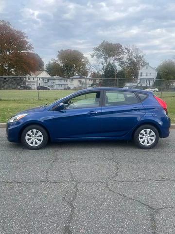 2016 Hyundai Accent SE Hatchback: City-Smart & Fun for Less ($6,995)