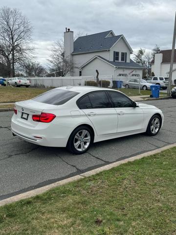 2016 BMW 3 Series 328i xDrive Sedan 4D